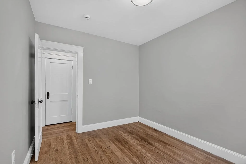 3 bed, 1 bath apartment for rent at 16 Glenrose Rd Unit 1, Dorchester — photo 19 of 21