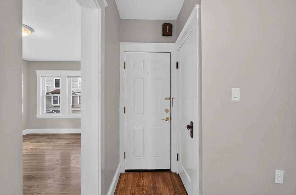 3 bed, 1 bath apartment for rent at 16 Glenrose Rd Unit 1, Dorchester — photo 20 of 21