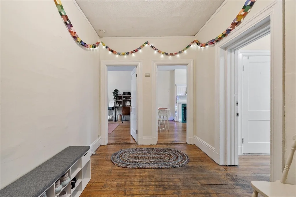 3 bed, 1 bath apartment for rent at 16 Glenville Ave Unit 1, Allston — photo 16 of 18