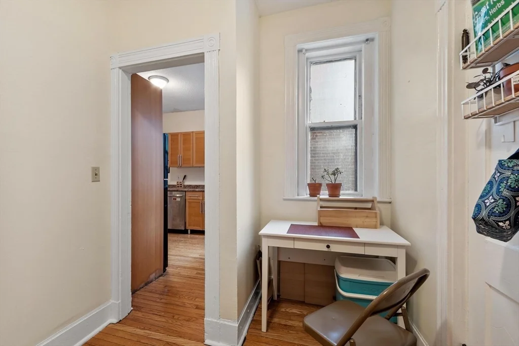 3 bed, 1 bath apartment for rent at 16 Glenville Ave Unit 1, Allston — photo 9 of 18