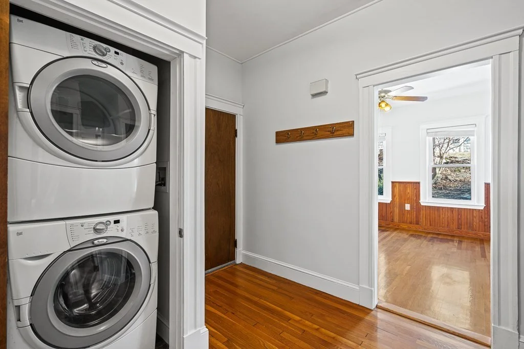 4 bed, 1.5 bath apartment for rent at 16 Grampian Way Unit 1A, Dorchester — photo 22 of 23