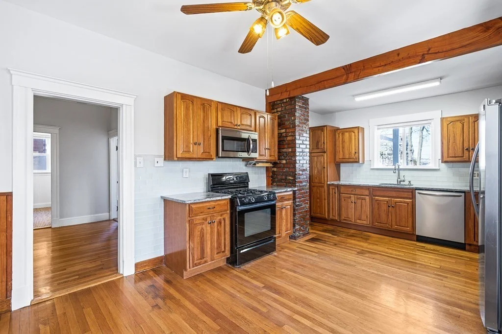 4 bed, 1.5 bath apartment for rent at 16 Grampian Way Unit 1A, Dorchester — photo 2 of 23