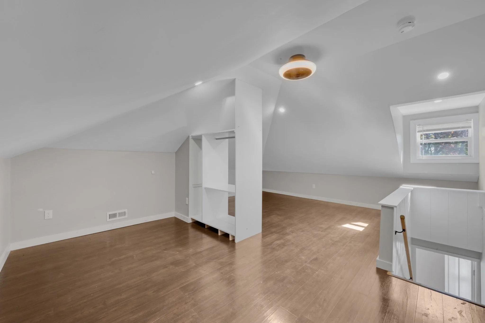2 bed, 1 bath apartment for rent at 16 Grand St Unit B, Leominster — photo 10 of 18
