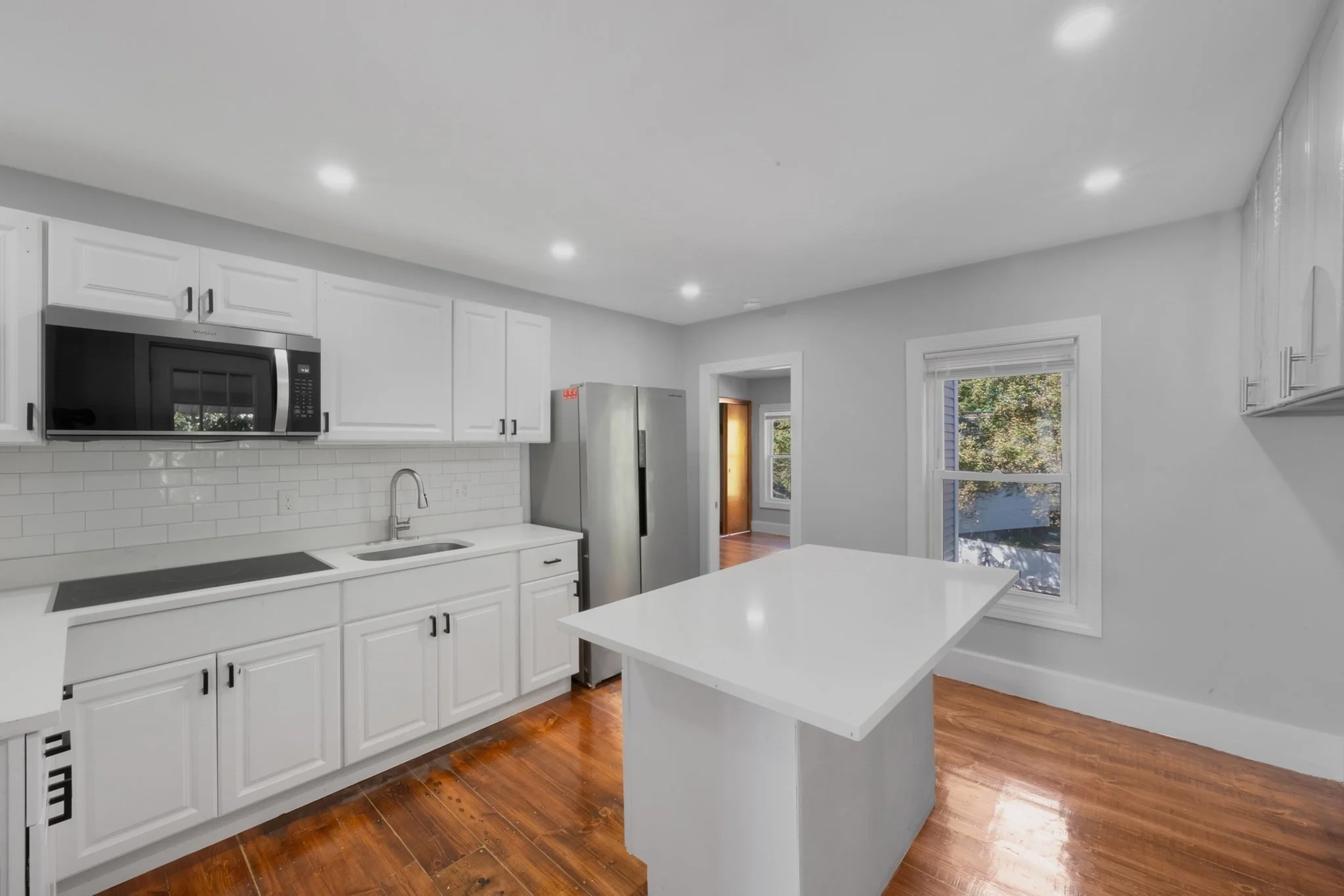 2 bed, 1 bath apartment for rent at 16 Grand St Unit B, Leominster — photo 3 of 18