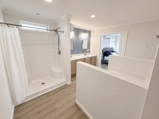 4 bed, 2 bath apartment for rent at 16 Gunrock Ave, Gun Rock — photo 16 of 26