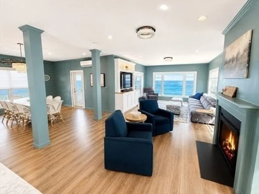 4 bed, 2 bath apartment for rent at 16 Gunrock Ave, Gun Rock — photo 4 of 26