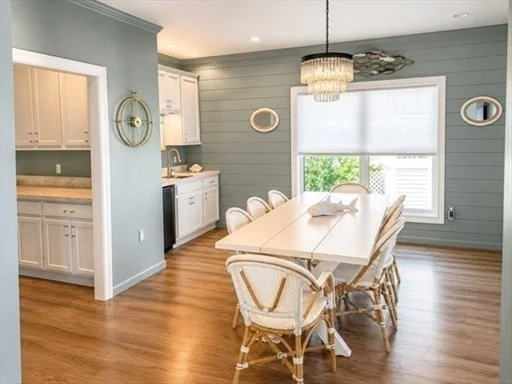 4 bed, 2 bath apartment for rent at 16 Gunrock Ave, Gun Rock — photo 12 of 26