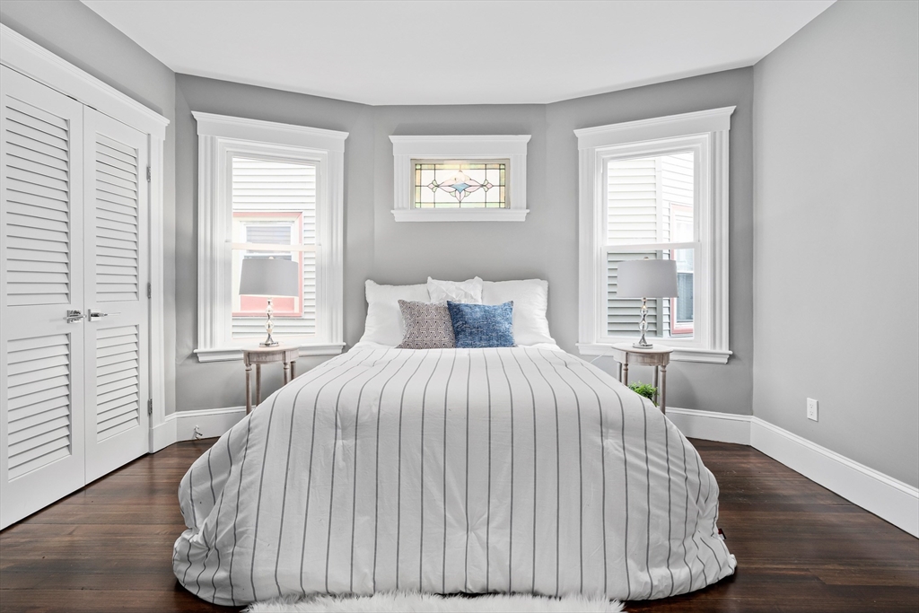 3 bed, 1 bath apartment for rent at 16 Hallam St Unit 3, Dorchester — photo 8 of 18