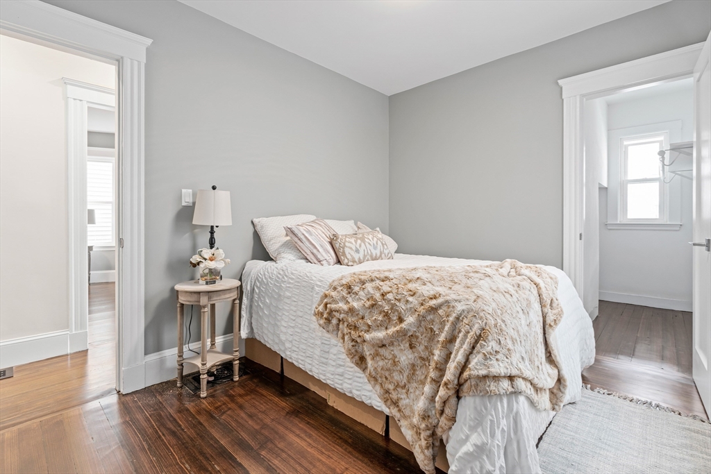 3 bed, 1 bath apartment for rent at 16 Hallam St Unit 3, Dorchester — photo 9 of 18