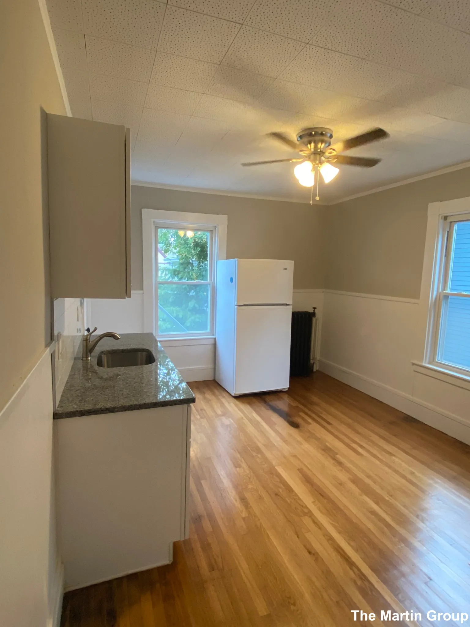 3 bed, 1 bath apartment for rent at 16 Hancock St Unit 2, Spring Hill — photo 2 of 16