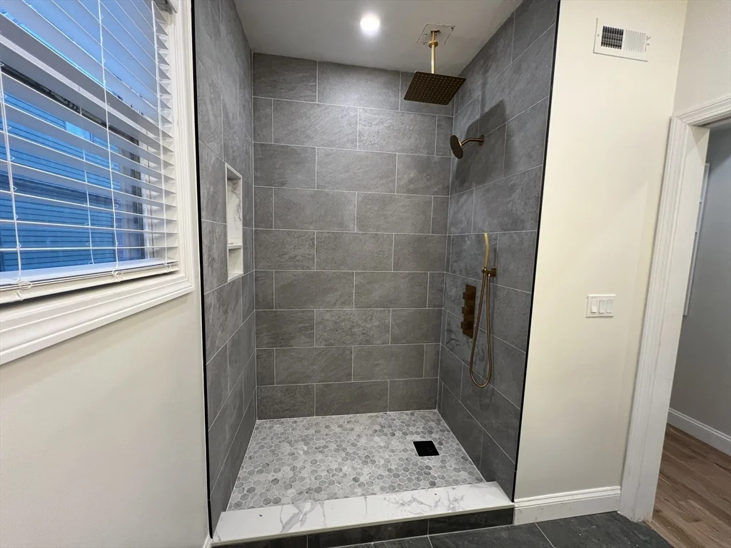 2 bed, 2 bath apartment for rent at 14-16 Harriet St Unit 1, Brighton — photo 17 of 29