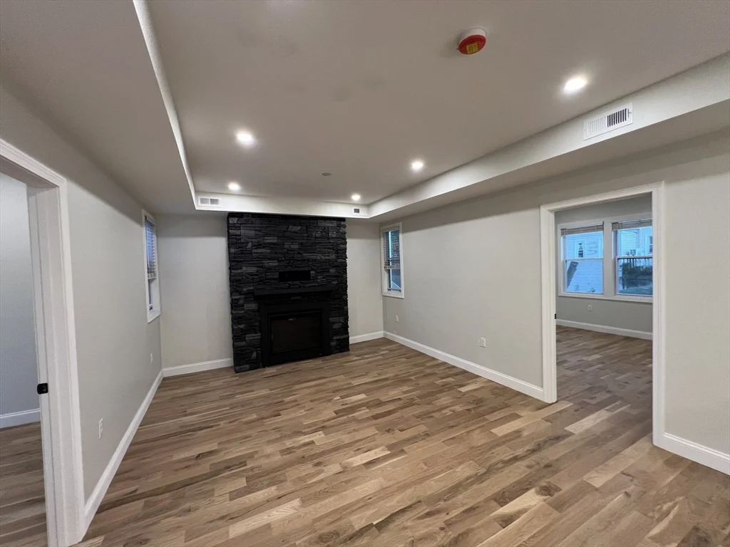 2 bed, 2 bath apartment for rent at 14-16 Harriet St Unit 1, Brighton — photo 7 of 29