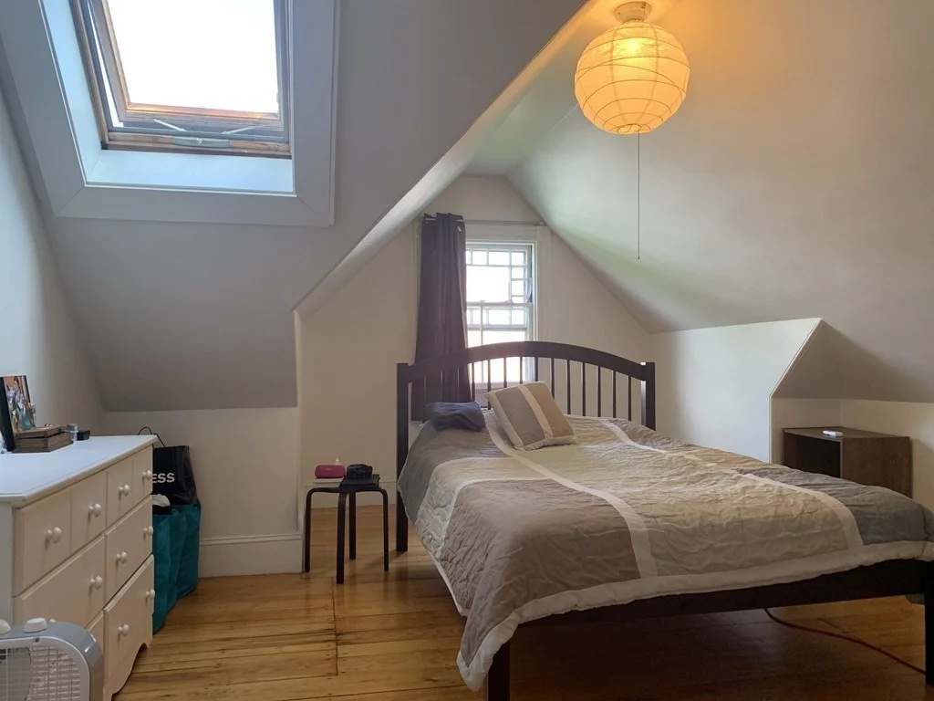 1 bed, 1 bath apartment for rent at 16 Harris St Unit 3, Brookline Village — photo 8 of 9