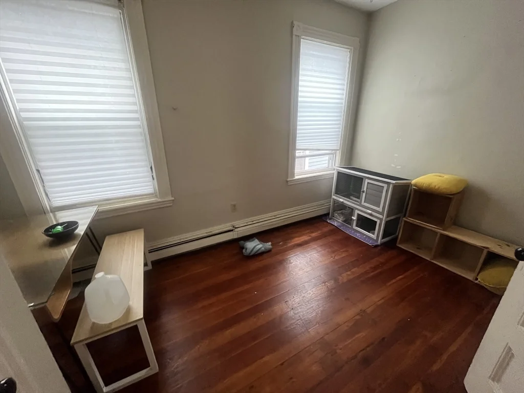 3 bed, 1 bath apartment for rent at 16 Haverford St Unit 2, Jamaica Plain — photo 21 of 22