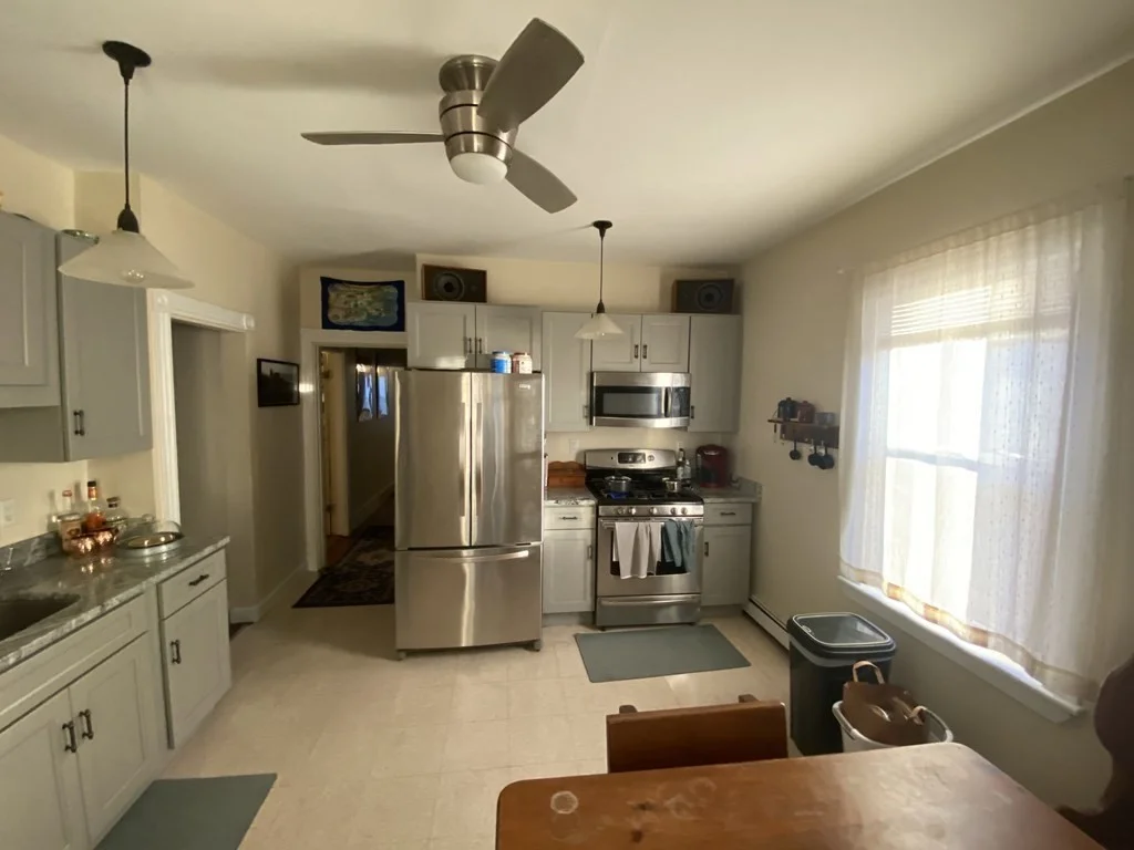 2 bed, 1 bath apartment for rent at 16 Haverford St Unit 3, Jamaica Plain — photo 2 of 6