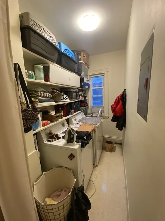 2 bed, 1 bath apartment for rent at 16 Haverford St Unit 3, Jamaica Plain — photo 5 of 6