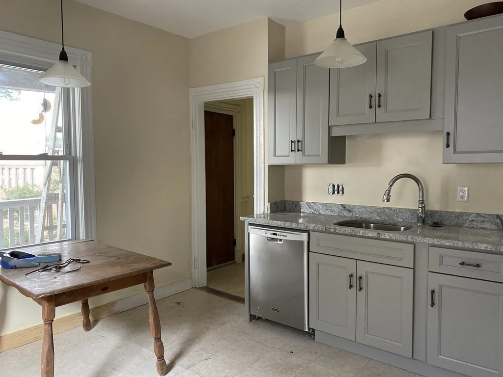2 bed, 1 bath apartment for rent at 16 Haverford St Unit 3, Jamaica Plain — photo 4 of 6