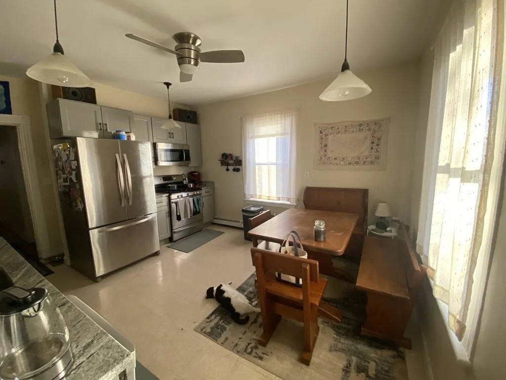 2 bed, 1 bath apartment for rent at 16 Haverford St Unit 3, Jamaica Plain