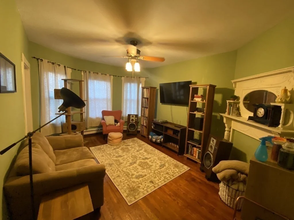 2 bed, 1 bath apartment for rent at 16 Haverford St Unit 3, Jamaica Plain — photo 6 of 6