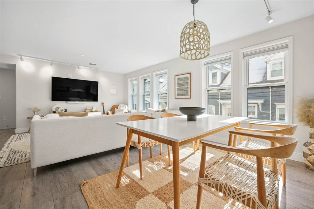 3 bed, 2 bath apartment for rent at 16 Haynes St Unit 102, East Boston — photo 5 of 29