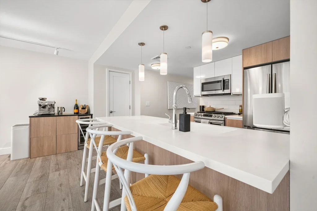 3 bed, 2 bath apartment for rent at 16 Haynes St Unit 102, East Boston — photo 7 of 29