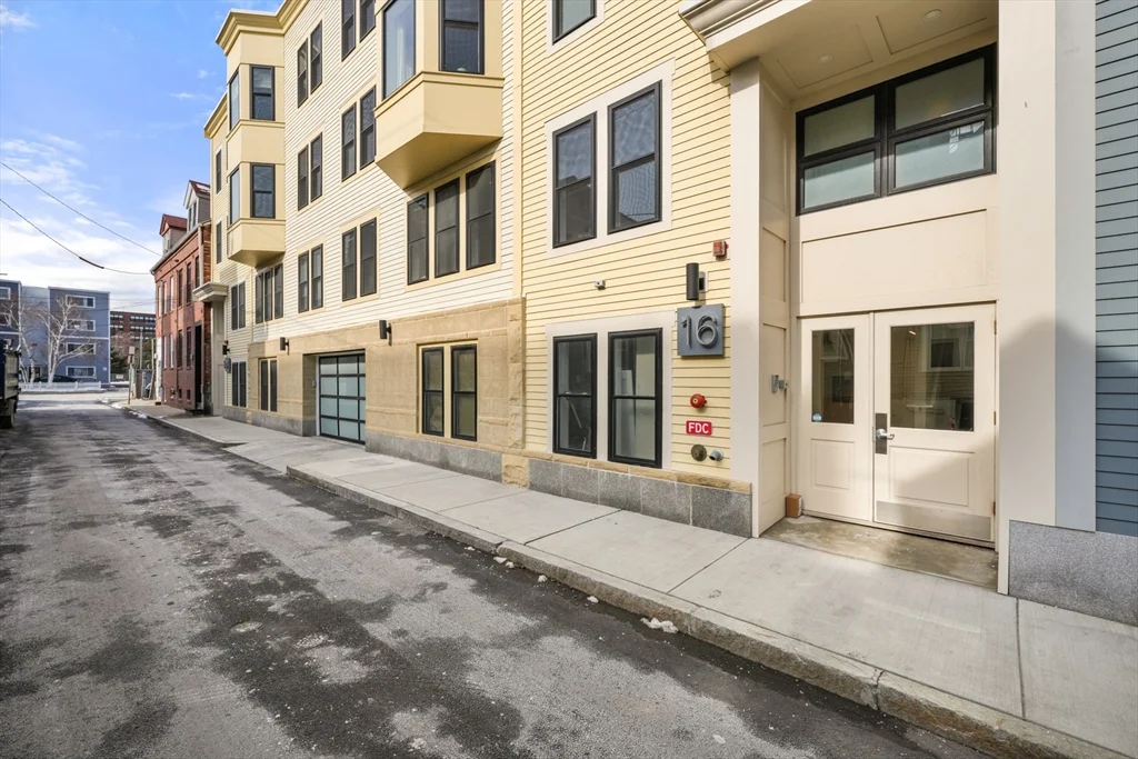 3 bed, 2 bath apartment for rent at 16 Haynes St Unit 102, East Boston — photo 26 of 29