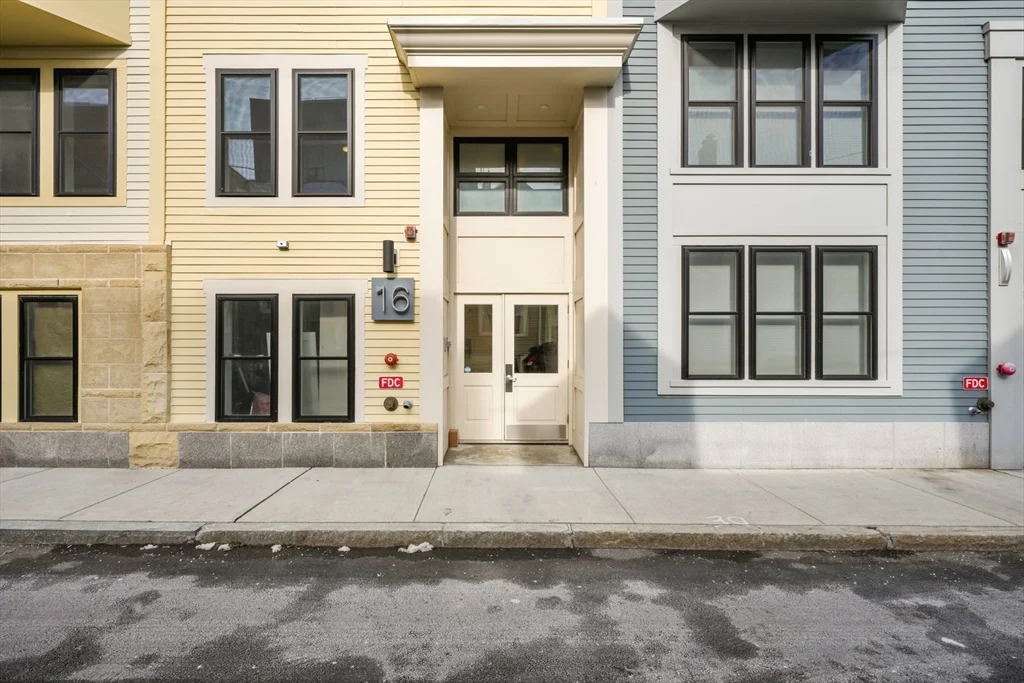 3 bed, 2 bath apartment for rent at 16 Haynes St Unit 102, East Boston — photo 25 of 29