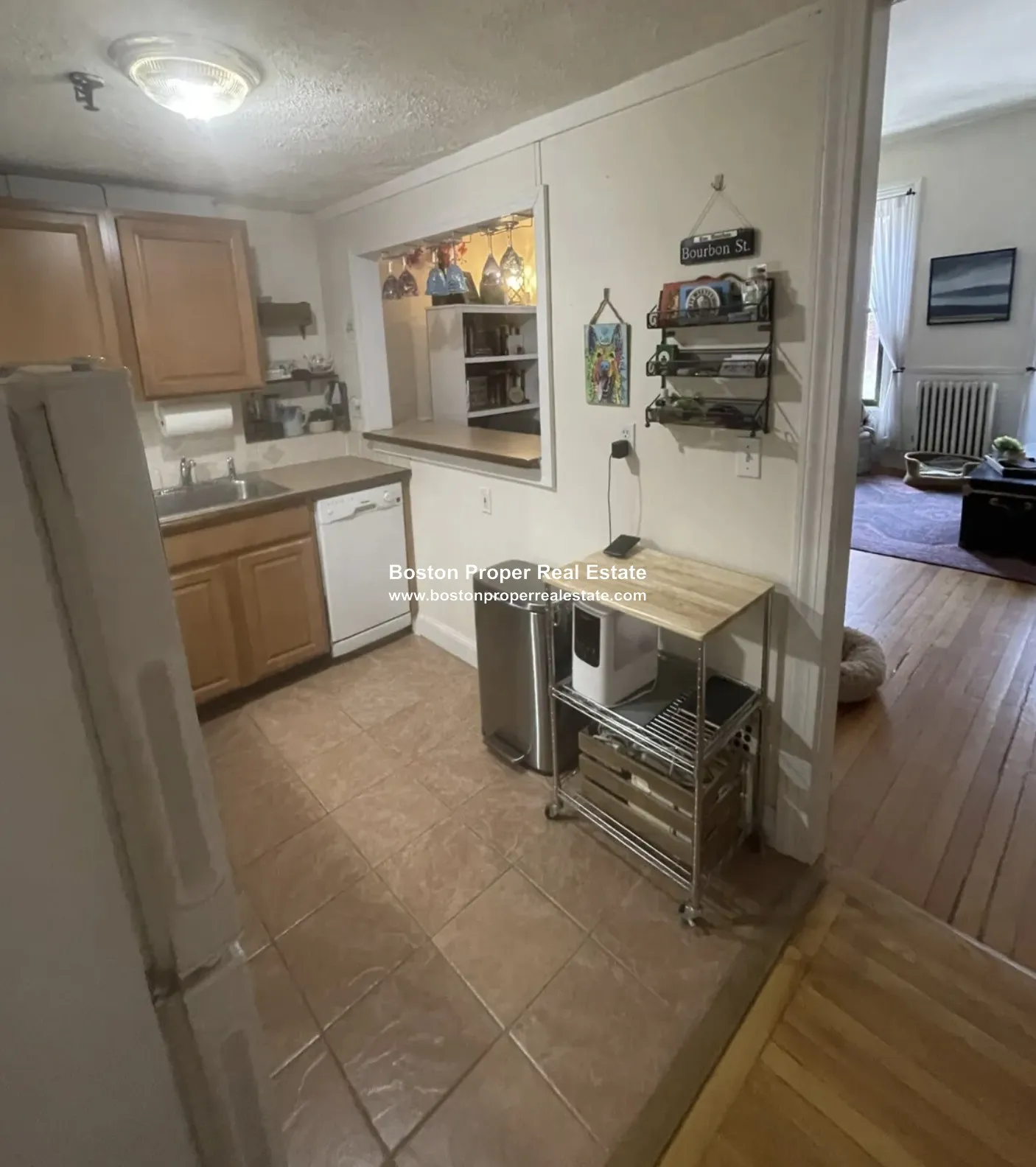 1 bed, 1 bath apartment for rent at 16 Hereford St Unit 2, Back Bay — photo 13 of 15