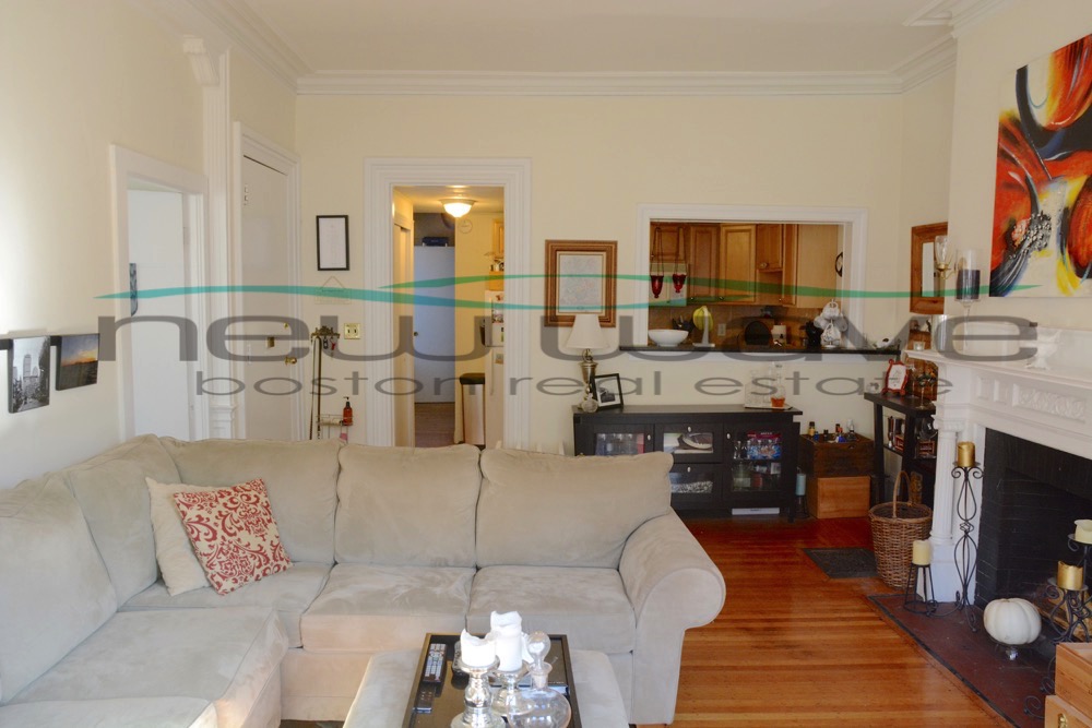 2 bed, 1 bath apartment for rent at 16 Hereford St Unit 3, Back Bay — photo 4 of 12