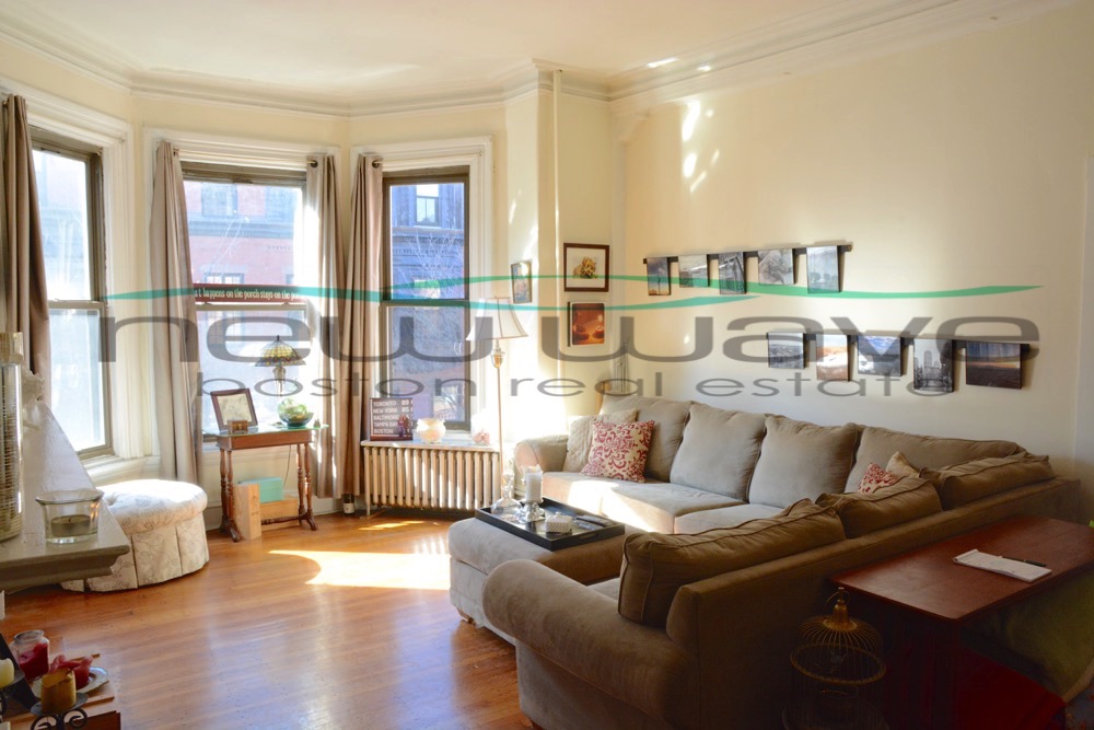 2 bed, 1 bath apartment for rent at 16 Hereford St Unit 3, Back Bay — photo 2 of 12