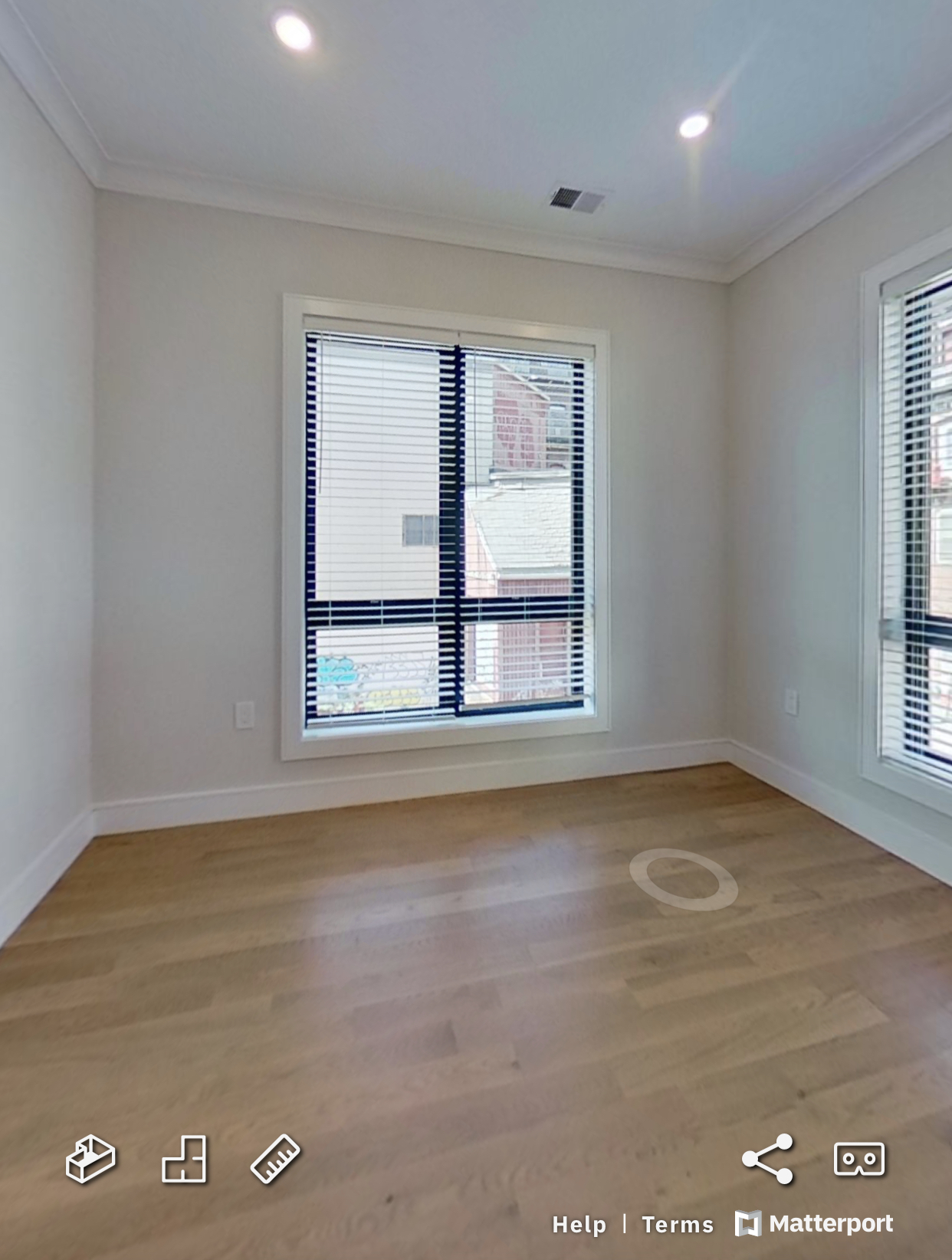 5 bed, 2 bath apartment for rent at 16 Highgate St Unit 1, Allston — photo 2 of 10