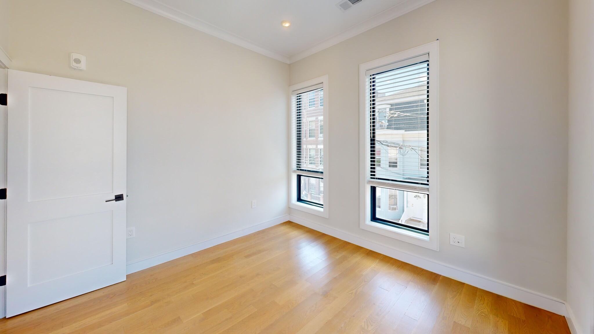 4 bed, 3 bath apartment for rent at 16 Highgate St Unit 202, Allston — photo 13 of 15