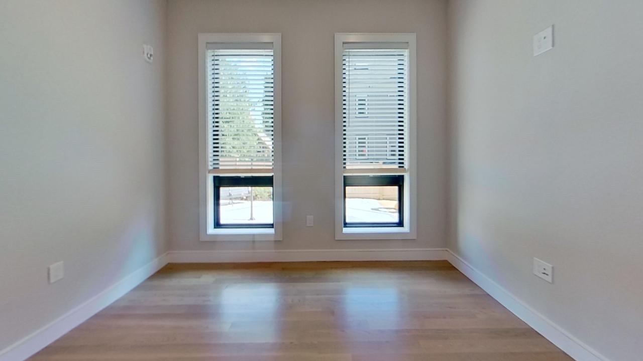 5 bed, 2 bath apartment for rent at 16 Highgate St Unit 3, Allston — photo 21 of 27