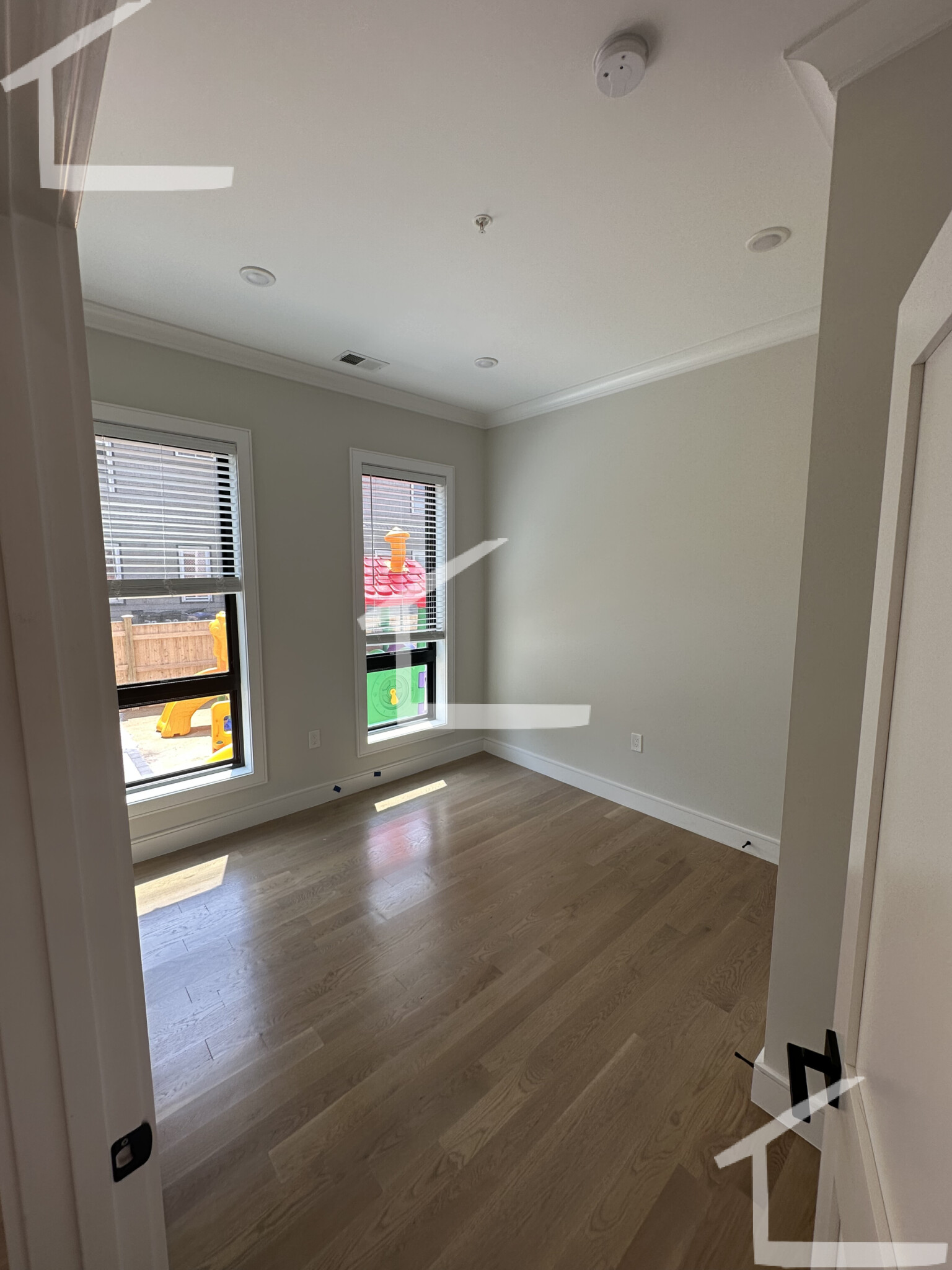 5 bed, 2 bath apartment for rent at 16 Highgate St Unit 3, Allston — photo 5 of 27