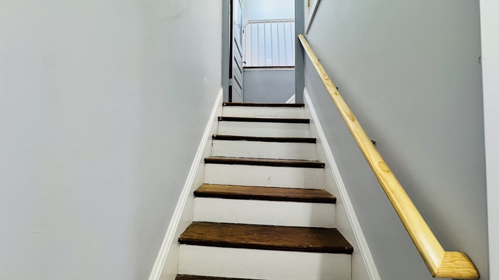 3 bed, 2 bath apartment for rent at 16 Hopkins St Unit 2, Dorchester — photo 18 of 30