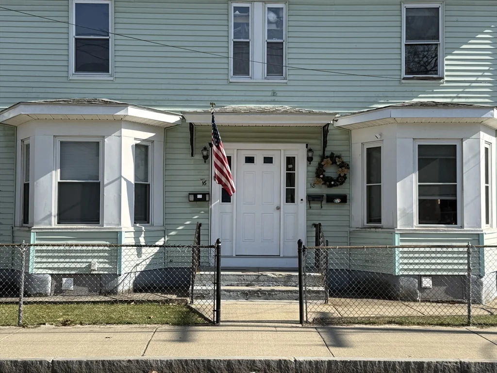 3 bed, 2 bath apartment for rent at 16 Hudson St Unit 1, Woburn — photo 1 of 16