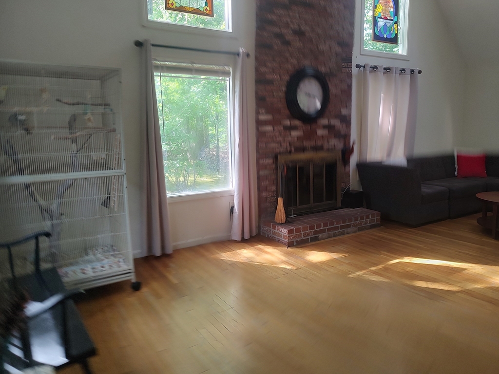 2 bed, 2 bath apartment for rent at 16 Hundred Oaks Ln Unit 16, Ashland — photo 6 of 16