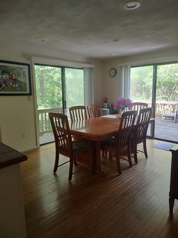 2 bed, 2 bath apartment for rent at 16 Hundred Oaks Ln Unit 16, Ashland — photo 9 of 16