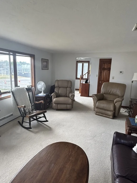 3 bed, 2 bath apartment for rent at 16 Jackson Street Winter Rental Unit 16, Marshfield — photo 5 of 17