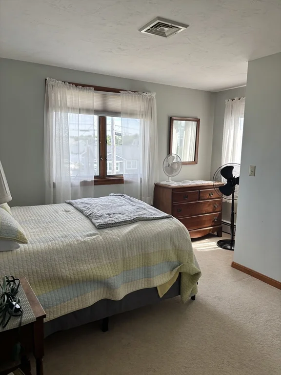 3 bed, 2 bath apartment for rent at 16 Jackson Street Winter Rental Unit 16, Marshfield — photo 10 of 17
