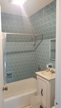 3 bed, 2 bath apartment for rent at 16 Jason Unit 2, Arlington — photo 7 of 10