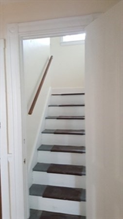 3 bed, 2 bath apartment for rent at 16 Jason Unit 2, Arlington — photo 6 of 10