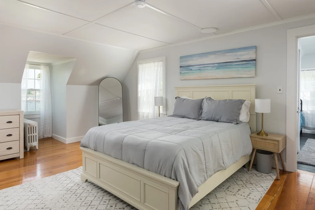 5 bed, 3 bath apartment for rent at 16 Jefferson Shores Rd, Cohasset Narrows — photo 27 of 39