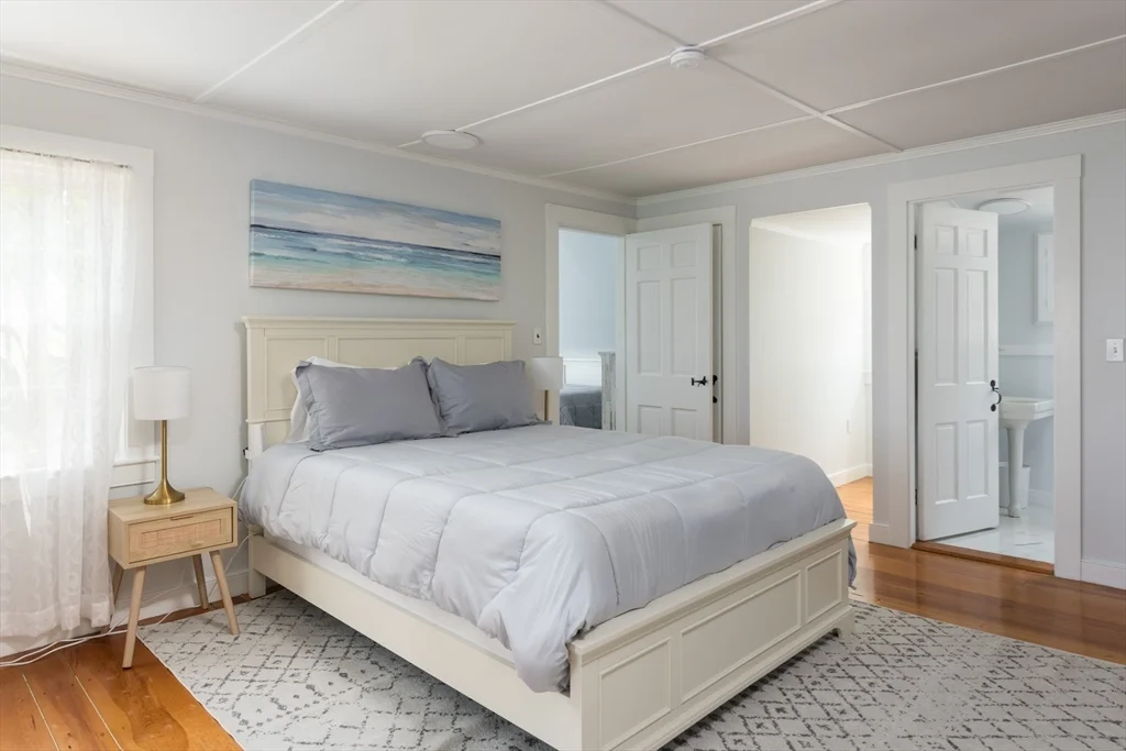 5 bed, 3 bath apartment for rent at 16 Jefferson Shores Rd, Cohasset Narrows — photo 29 of 39