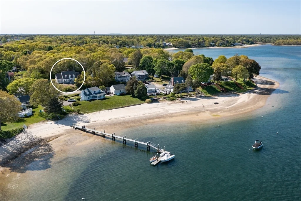 5 bed, 3 bath apartment for rent at 16 Jefferson Shores Rd, Cohasset Narrows — photo 34 of 39