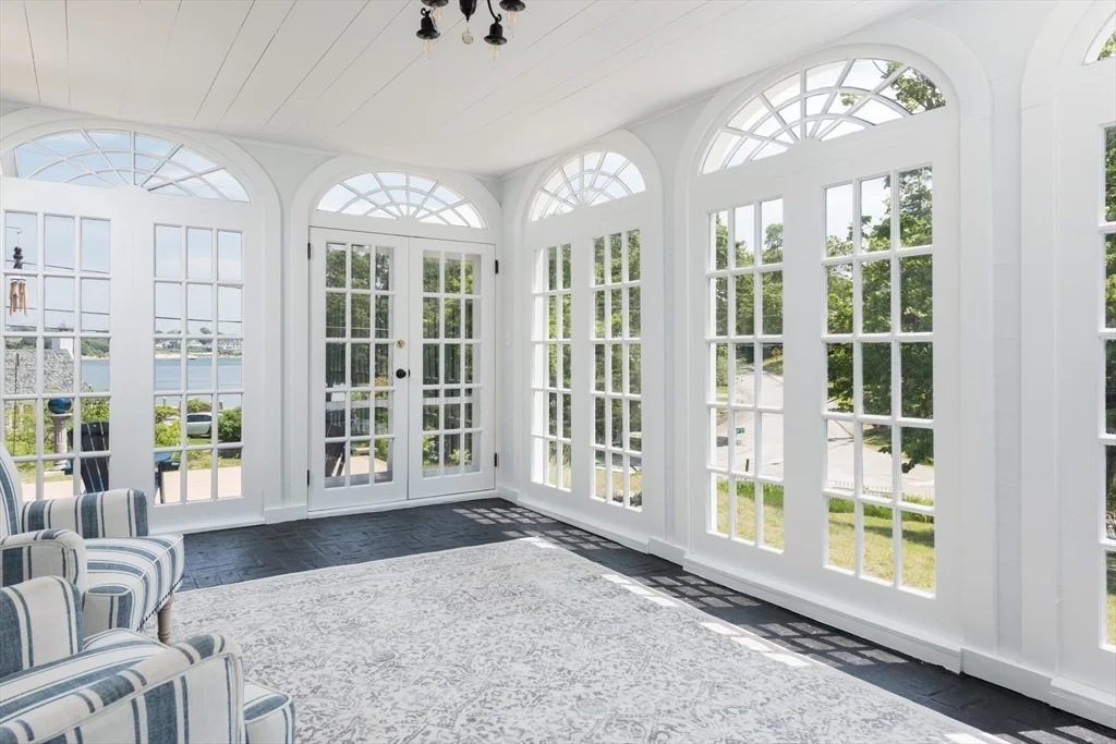 5 bed, 3 bath apartment for rent at 16 Jefferson Shores Rd, Cohasset Narrows — photo 15 of 39