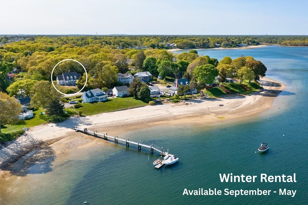 5 bed, 3 bath apartment for rent at 16 Jefferson Shores Rd, Cohasset Narrows — photo 1 of 39
