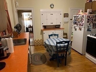 2 bed, 1 bath apartment for rent at 16 Jerome St Unit 16, Medford — photo 4 of 14