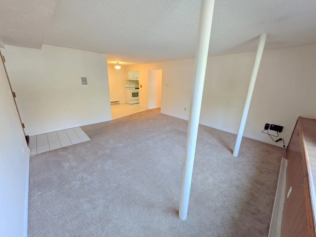 1 bed, 1 bath apartment for rent at 16 Juniper Rd Unit 14A, North Attleboro — photo 4 of 14