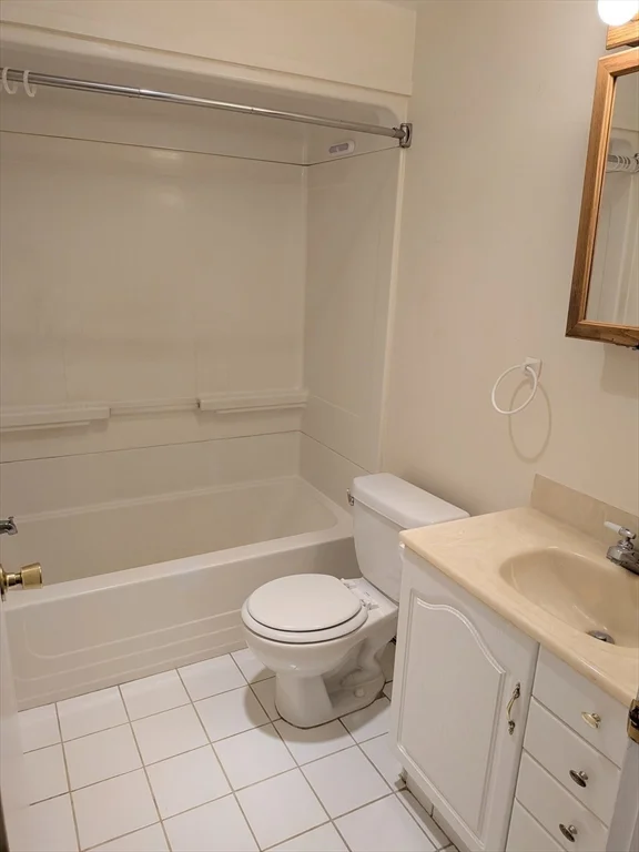 1 bed, 1 bath apartment for rent at 16 Juniper Rd Unit 14A, North Attleboro — photo 9 of 14